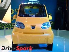 బజాజ్ ఆర్ఈ60 ఫోర్-వీలర్‌ను చూసి అవాక్కయిన రీనాల్ట్-నిస్సాన్