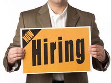 జేఎల్ఆర్ యూకే ప్లాంటులో 1,000 కొత్త కొలువులు