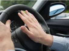 ఇండియన్ డ్రైవర్ల కోసం ప్రత్యేక హారన్ల తయారీ: ఆడి