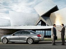 ఇండియాలో 3,422 బిఎమ్‌డబ్ల్యూ కార్లు రీకాల్