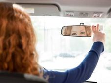 కారులో సైడ్ మిర్రర్స్‌ను ఎలా సర్దుకోవాలో మీకు తెలుసా..?