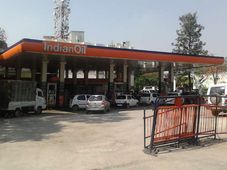 నేటి సమ్మెను వాయిదా వేసుకున్న పెట్రోల్ పంప్ డీలర్లు