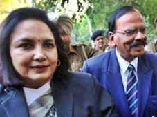 లాయర్ భార్య కోసం రూ.9 లక్షలు పోసి ఫ్యాన్సీ నెంబర్ కొన్న పోలీస్