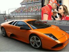 బిఐసి ట్రాక్‌పై లాంబోర్గినీ కారులో చక్కర్లు కొట్టిన యువీ