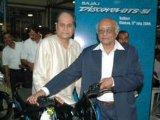 మరికాసేపట్లో విడుదల కానున్న సరికొత్త డిస్కవర్..