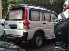 సన్‌ ఫిల్ములు తీసేస్తున్నారు కానీ.. కర్టెన్లు వాడుతున్నారు