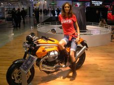 మోటో గుజ్జి గ్రిసో 1200 8వి స్పోర్ట్స్ బైక్‌కు బుకింగ్స్ ఓపెన్