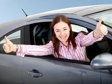 కార్లపై భారీ డిస్కౌంట్స్.. ఏయే కంపెనీ ఎంతిస్తోంది..?