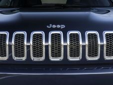 న్యూయార్క్ ఆటో షోలో విడుదలైన 2014 జీప్ చిరోకీ: ఫోటోలు