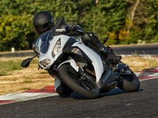 కవాసకి నిన్జా 300 బుకింగ్స్ ప్రారంభం; ఏప్రిల్ 10న విడుదల