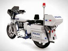 ముంబై పోలీసుల కోసం రాయల్ ఎన్‌ఫీల్డ్ పెట్రోల్ బైక్స్