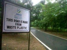 జెంషడ్‌పూర్‌లో ప్లాస్టిక్ వ్యర్థాలతో నిర్మించిన రోడ్డు