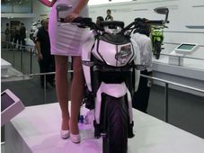 ఆటో ఎక్స్‌పో 2014: టీవీఎస్ డ్రాకెన్ కాన్సెప్ట్ బైక్ ఆవిష్కరణ