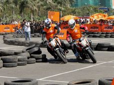 డ్యూక్ 390 ఓనర్ల కోసం బిఐసి వద్ద కెటిఎమ్ ట్రాక్ డే..