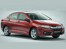 హ్యుందాయ్ వెర్నాను బీట్ చేసిన హోండా సిటీ; సెగ్మెంట్ లీడర్