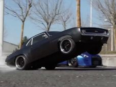 ఫేస్‌బుక్ వీడియో: పాల్ వాకర్‌కు రిమోట్ కార్లతో నివాళి