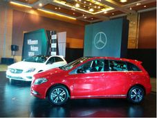 హైదరాబాద్‌లో మెర్సిడెస్ బెంజ్ ఏ-క్లాస్, బి-క్లాస్ ఎడిషన్ 1 మోడల్స్