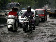 జులై 6న ముంబైలో గల్ఫ్ స్కూటర్ ర్యాలీ ప్రారంభం