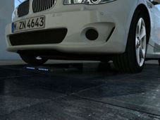 వైర్‌లెస్ చార్జింగ్ టెక్నాలజీని అభివృద్ధి చేస్తున్న బిఎమ్‌డబ్ల్యూ