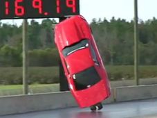 వీడియో: శక్తి మించి పవర్ జోడిస్తే, ఇలానే ఎగిరిపోతుంది..