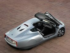 ఫోర్ సీటర్ ఎక్స్ఎల్1 హైబ్రిడ్ కారును విడుదల చేయనున్న ఫోక్స్‌వ్యాగన్