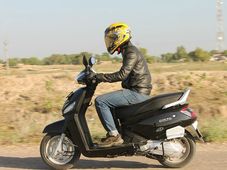 మహీంద్రా గస్టో స్కూటర్ టెస్ట్ రైడ్ రివ్యూ