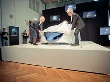 ఉత్పత్తి సిద్ధంగా ఉన్న ఏరోమొబిల్ 3.0 ఫ్లయింగ్ కార్ ఆవిష్కరణ