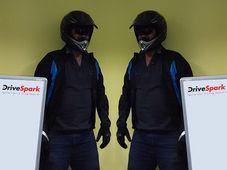 రోజూవారీ మోటార్‌సైక్లిస్ట్‌లకు కావల్సిన 5 ముఖ్యమైన యాక్ససరీస్