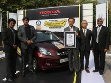 గిన్నిస్ బుక్ ఎక్కిన హోండా అమేజ్ లాంగెస్ట్ డ్రైవ్