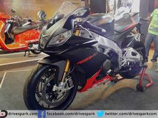 ఇండియా బైక్ వీక్ 2015: ఆప్రిలియా ఆర్ఎస్‌వి4 ప్రదర్శన