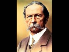 ఆటోమొబైల్స్‌కి ప్రాణం పోసిన కార్ల్ బెంజ్ గురించి కొన్ని ముఖ్యమైన విషయాలు