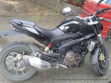 ప్రొడక్షన్ రెడి బజాజ్ పల్సర్ సిఎస్400 టెస్టింగ్: ఫోటోలు మరియు ఇతర వివరాలు