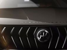 పినిన్ఫారినా నుండి హైబ్రిడ్ లగ్జరీ సెడాన్