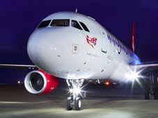 విమానాలన్నీ తెలుపు రంగులోనే ఎందుకు ఉంటాయి.. మీకు తెలుసా?