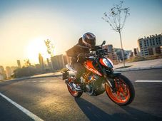 జిఎస్‌టి ప్రభావం: కెటిఎమ్ బైకుల మీద పెరిగిన ధరలు