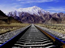 ప్రపంచపు అత్యంత ఎత్తైన రైల్వే లైన్ నిర్మిస్తున్న ఇండియన్ రైల్వే