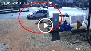 కూడళ్ల వద్ద ఎట్టి పరిస్థితుల్లో ఇలాంటి పొరబాటు చేయకండి