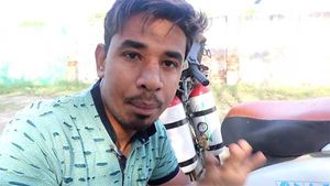 హోండా యాక్టివా ఇంత సూపర్ స్పీడ్ గా పోతుందా ? :[వీడియో]