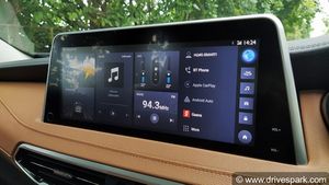 ఇటీవలి కాలంలో కార్లలో అత్యంత పాపులర్ అయిన టాప్-5 టెక్నాలజీలు