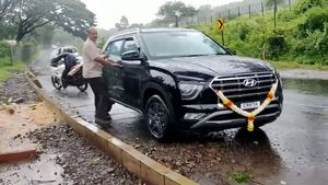 తండ్రికి నచ్చినదానిని సర్‌ప్రైజ్‌ గిఫ్ట్‌గా ఇచ్చిన కొడుకు.. ఆ గిఫ్ట్ ఏంటో చూసారా..!