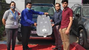 ఒక్కరోజులో 100 టాటా సఫారీ ఎస్‌యూవీల డెలివరీ, ఎక్కడంటే..?