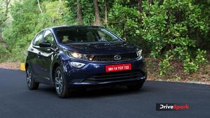 Tata Altroz: టాటా ఆల్ట్రోజ్‌పై రూ. 45,000 భారీ తగ్గింపు.. తక్కువ ధర, 26 కి.మీ మైలేజ్‌