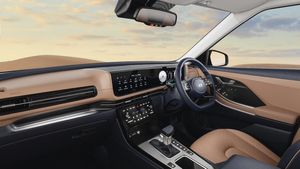 ఈ కారులో 7 మంది ప్రయాణించవచ్చు.. సెప్టెంబర్‌ 09న రాబోతుంది.. ఇప్పుడే షోరూమ్‌లకు క్యూ కట్టండి!