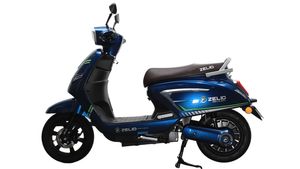 రూ. 67,500 లకే రివర్స్‌ మోడ్‌లో వెళ్లే స్కూటర్‌ లాంచ్‌.. ఒక్క రూపాయి ఖర్చు లేకుండా 100 కి.మీ తిరగవచ్చు!