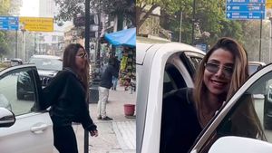 బెంజ్ కారు ముందు బాలీవుడ్ సెలెబ్రిటీ కవ్వించే పోజులు.. చూసేందుకు రెండు కళ్లు చాలవంతే!