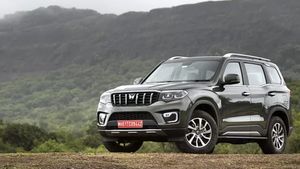 మిడ్ సైజ్ ఎస్‎యూవీ అమ్మకాల్లో తోపు అనిపించుకున్న మహీంద్రా.. టాటా కూడా దీని వెనుకే