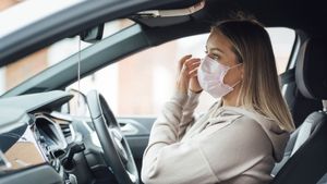 కరోనా మళ్ళీ విజృంభిస్తోంది! మీ కారులో కరోనా రిస్క్ తగ్గించేందుకు ఇలా చేయండి