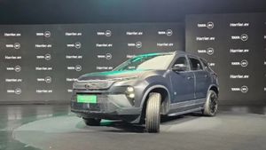 5 సీటర్.. 627 కి.మీ. రేంజ్.. కొత్త టాటా హారియర్ EVకి 3 బెస్ట్ ఆల్టర్నేటివ్ కార్స్ ఇవే !