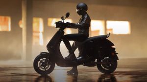 సింగిల్ ఛార్జ్‌‌తో 320 కి.మీలు.. రూ.999కే బుకింగ్.. ఓలా సంచలన స్కూటర్ లాంచ్!