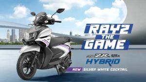 10 ఏళ్ల వారంటీ, 71.33 కి.మీ మైలేజ్.. అద్భుతమైన ఫీచర్లతో యమహా కొత్త స్కూటర్